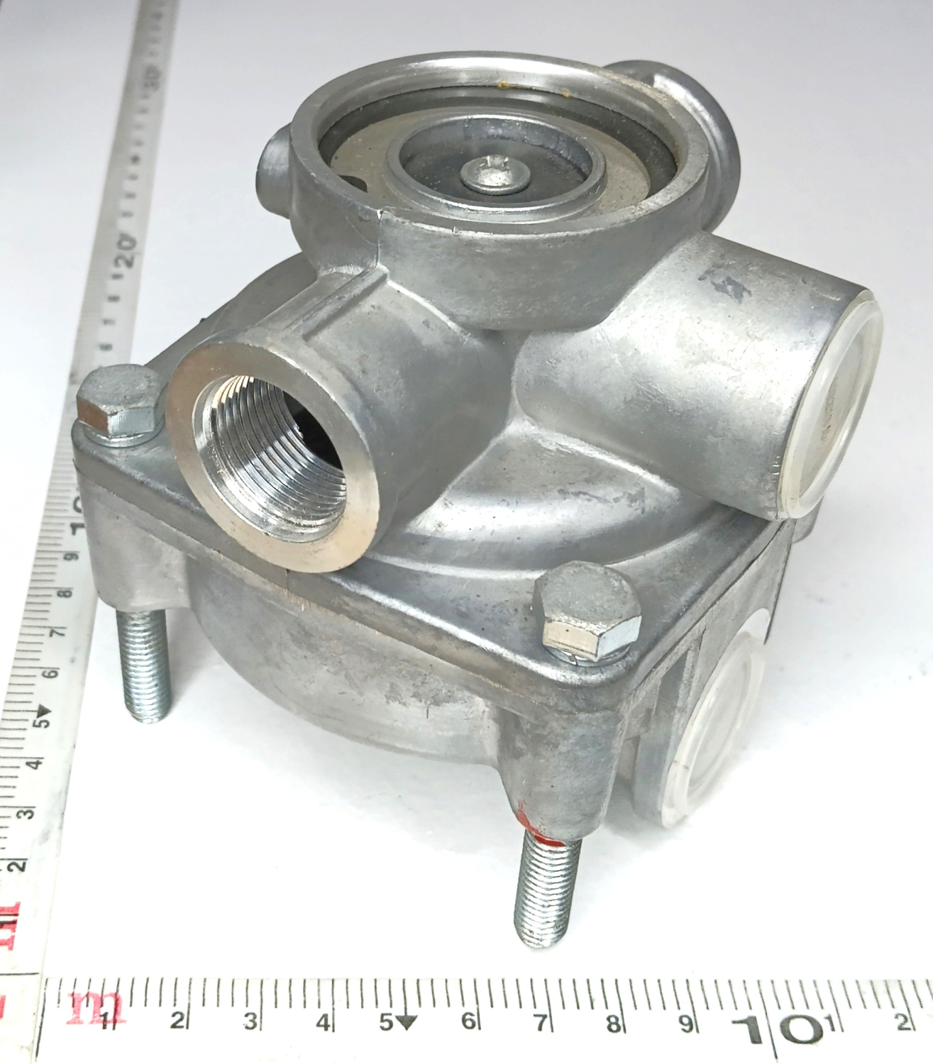 Клапан ускорительный аналог