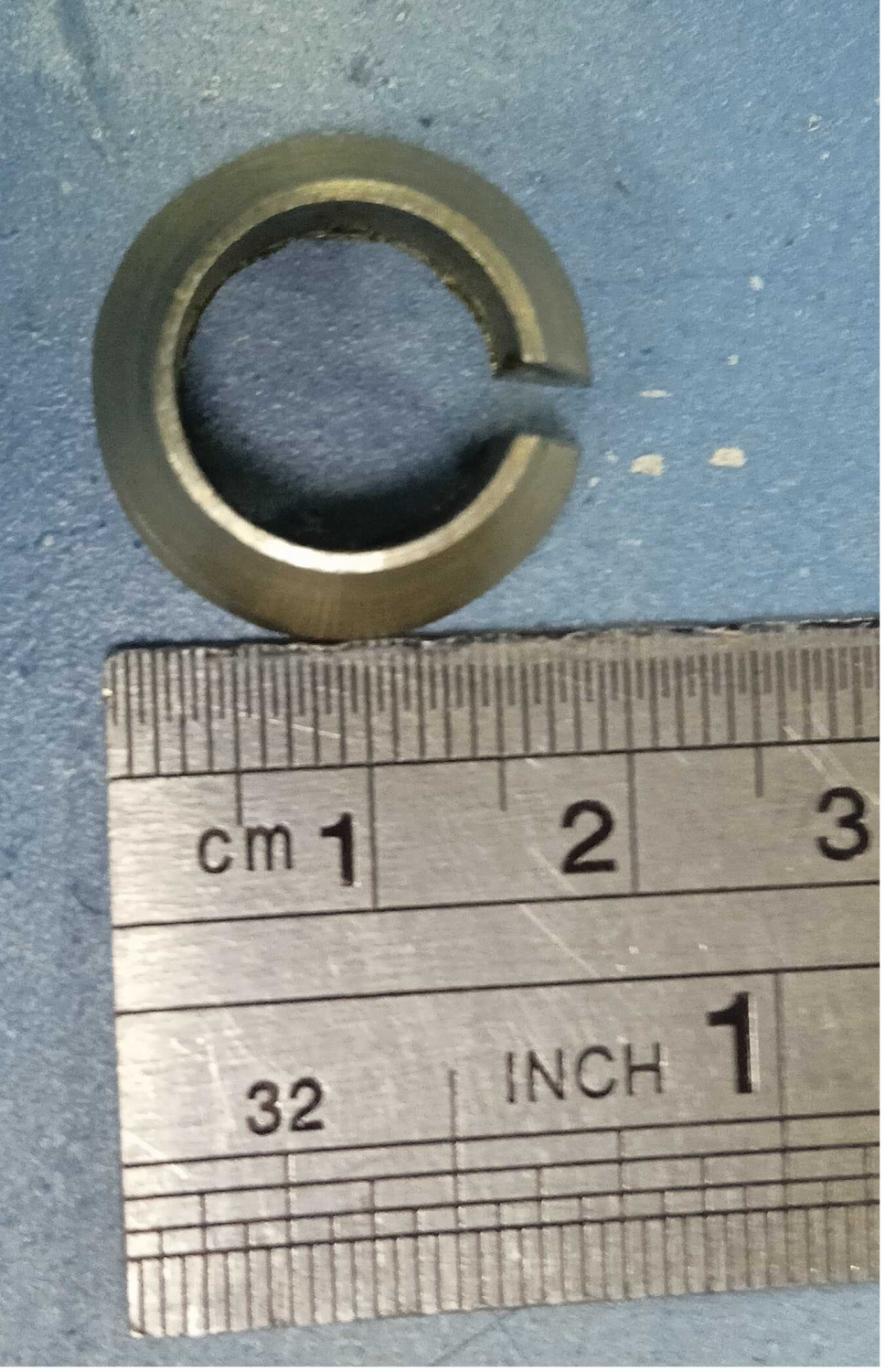 Втулка разжимная конус М12 полуоси 4310