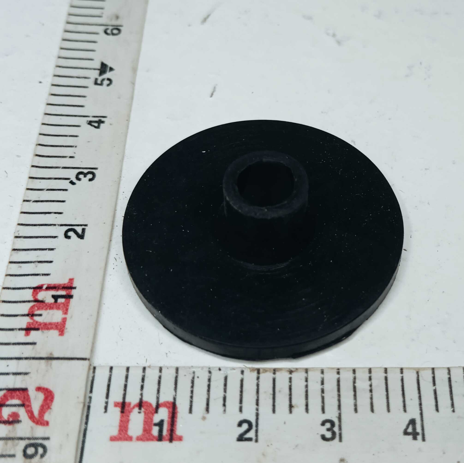 Шайба виброизоляционная крышки клапанов