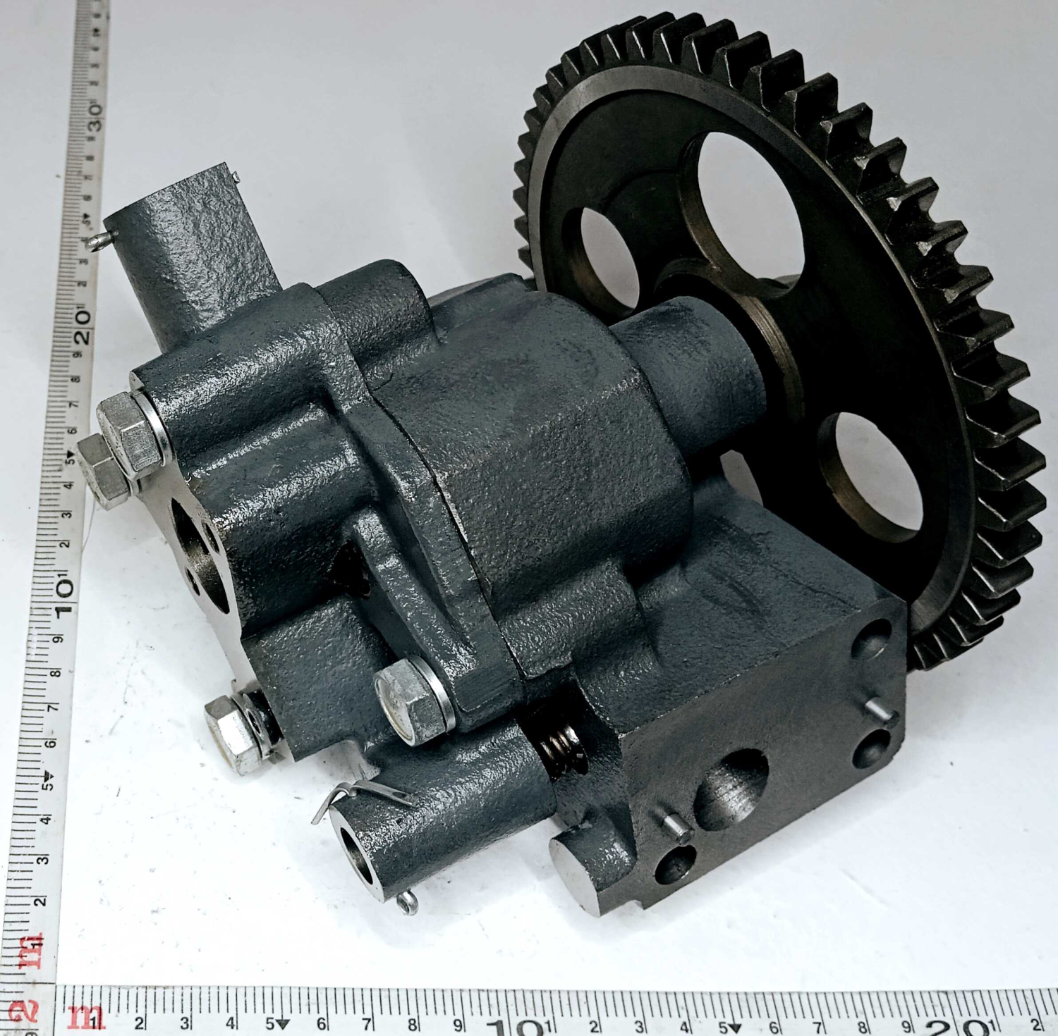 Насос масляный в сборе с шестерней 52 зуба усиленный Евро-3 / ЗАВОД