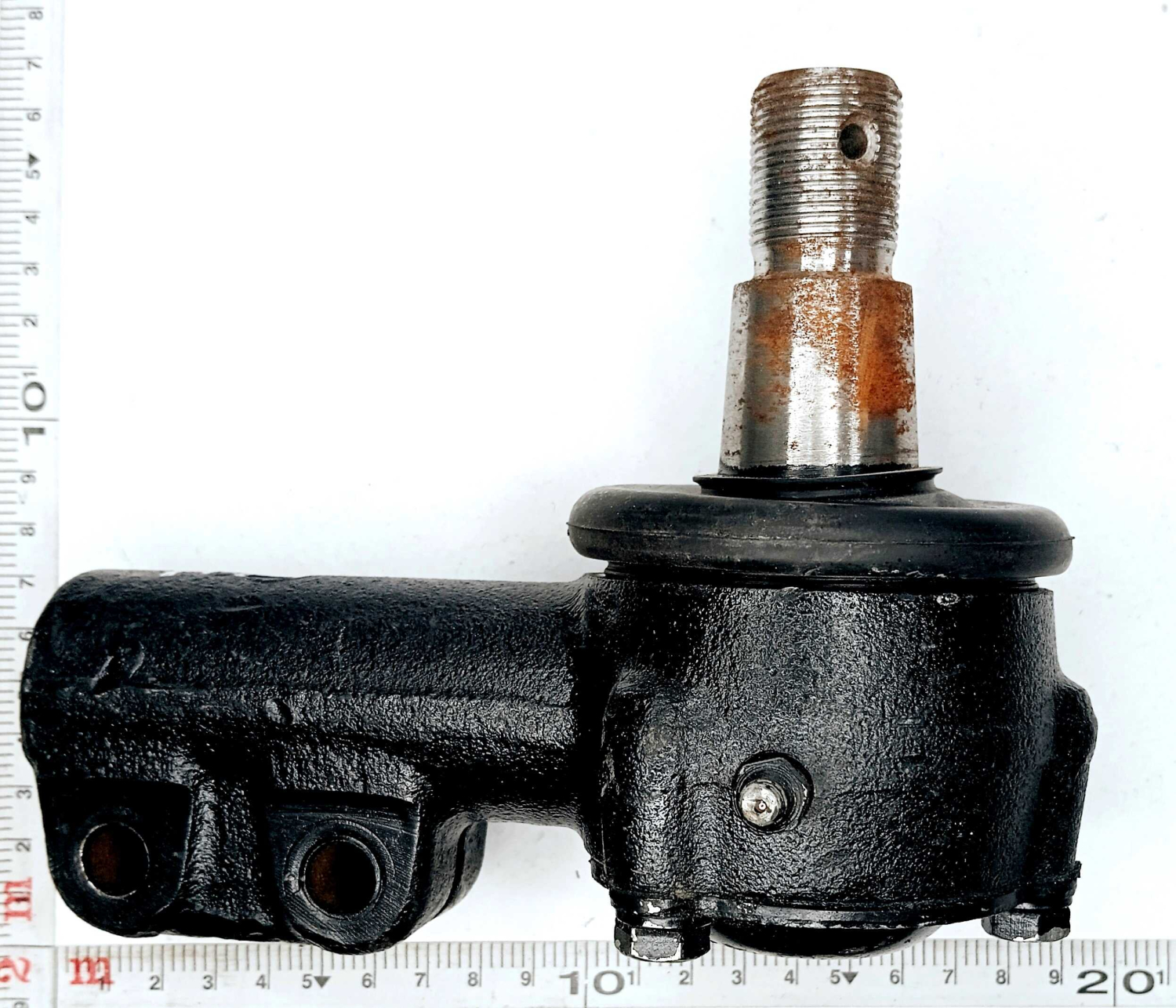 Наконечник рулевой левый в сборе с крепежом, взаимозаменяемый с 6520