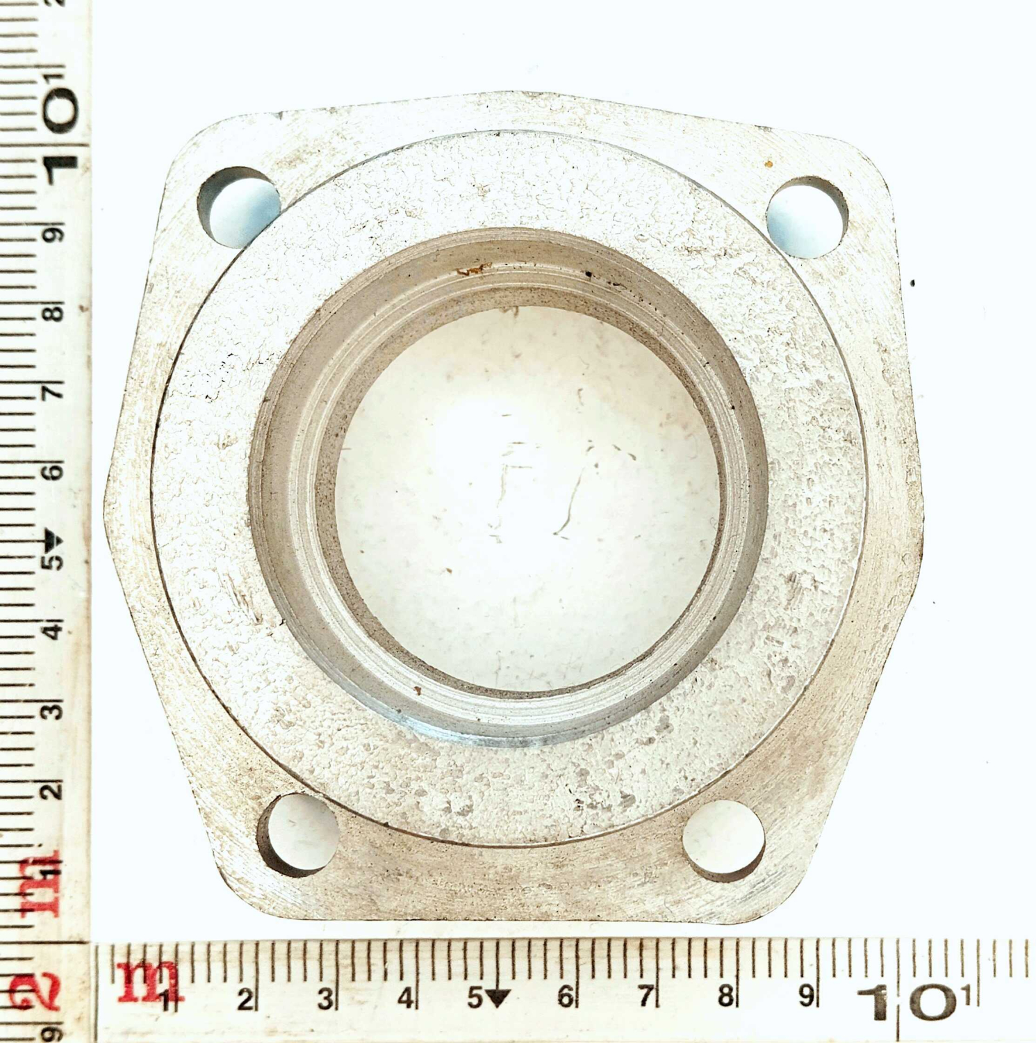 Корпус шестерни углового редуктора на ГУР