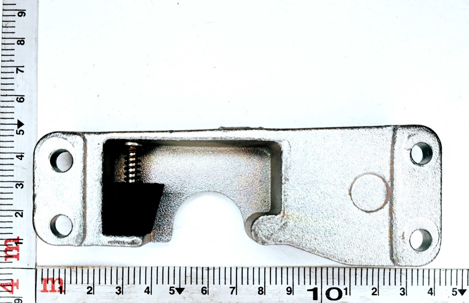 Фиксатор нового образца левый