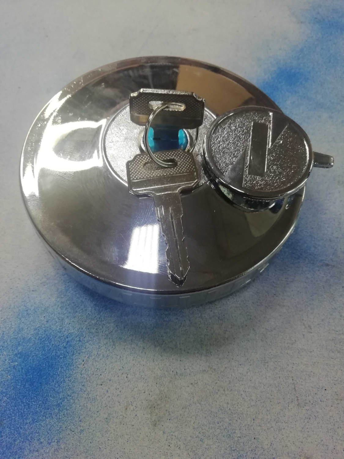 Крышка бака полуоборотная / TEKSAN