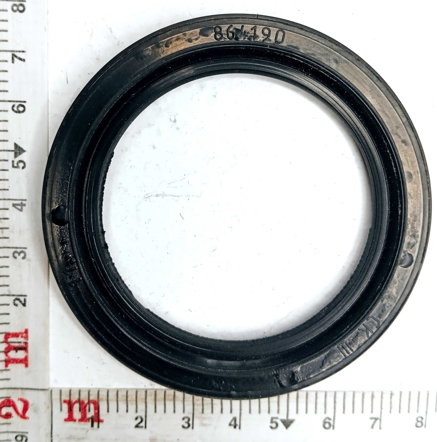 Сальник 76х57,2х8 гур 4310