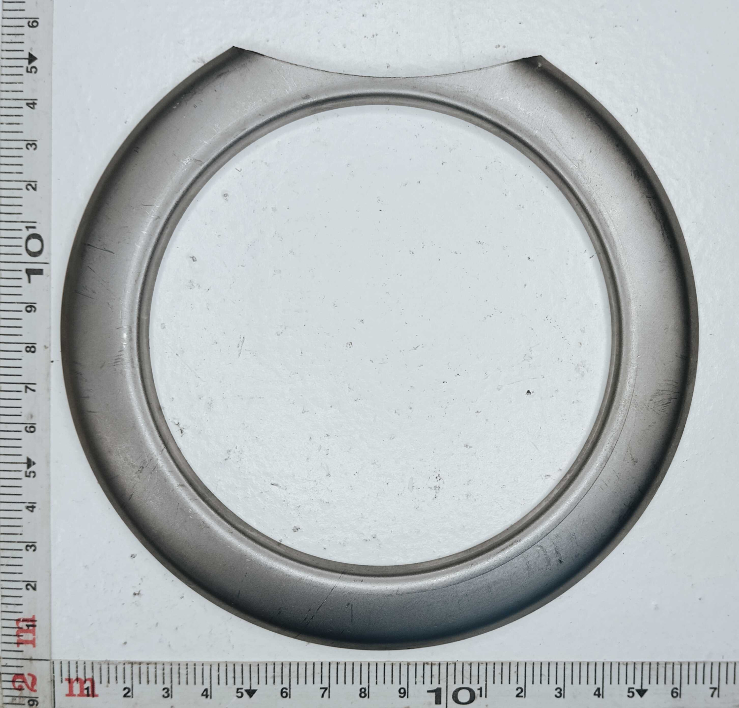 Маслоотражатель коленчатого вала