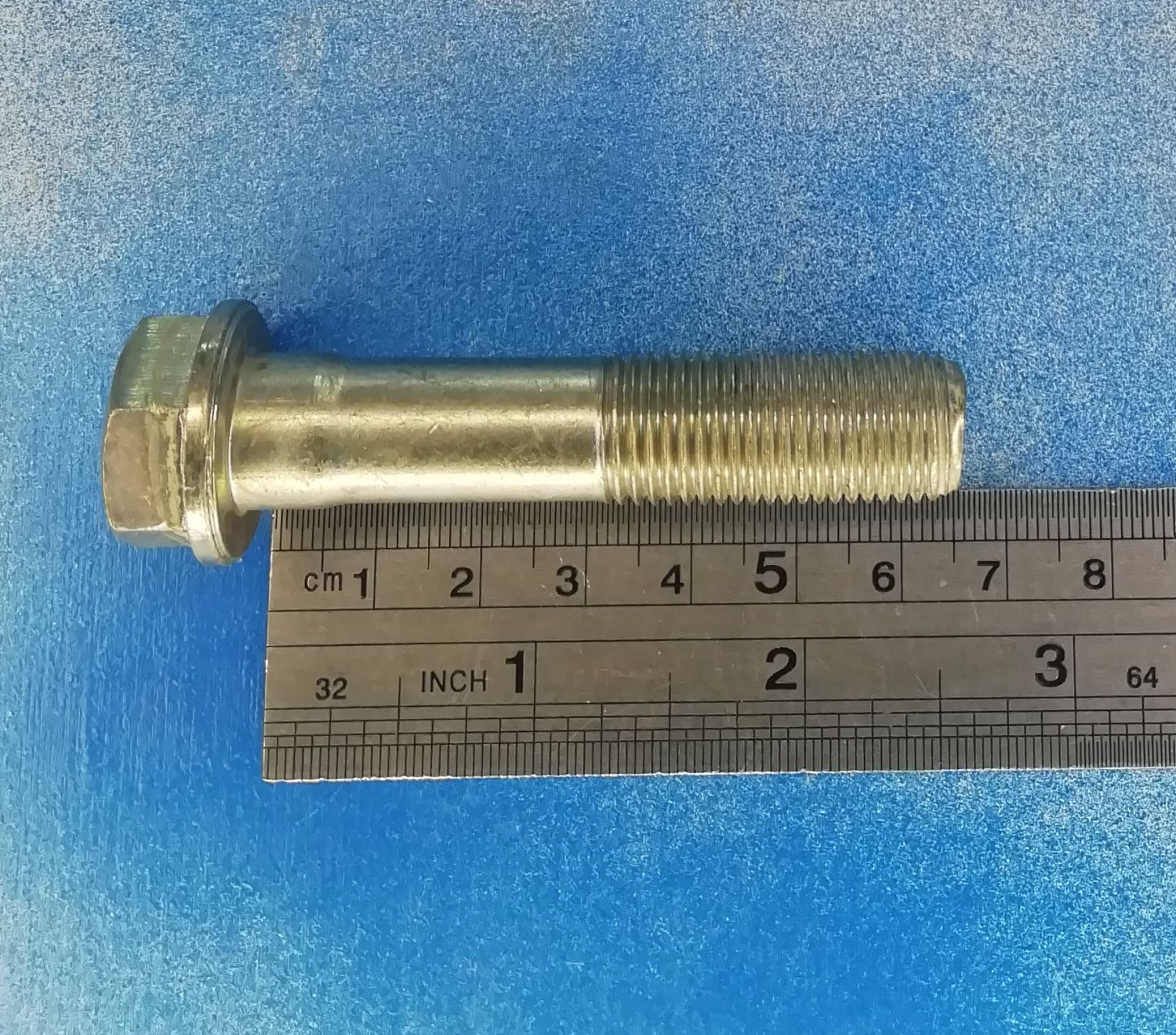 Болт М14х65х1,5 маховика старого образца
