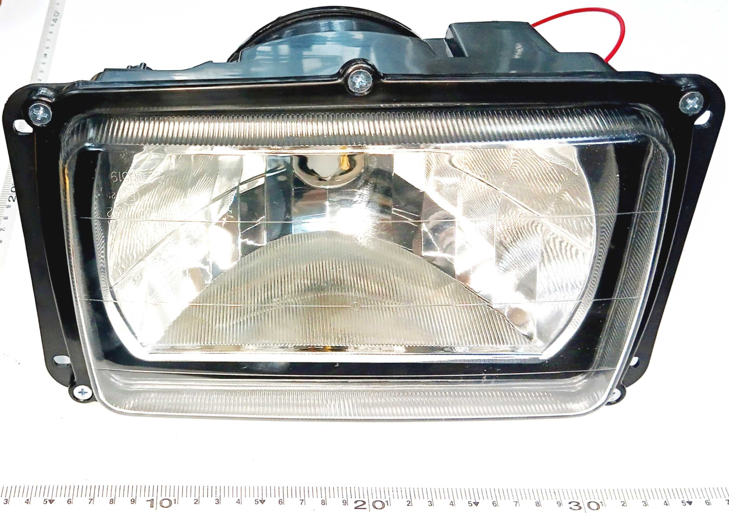 Фара гладкое стекло (ФГ013 АЕ) / АВТОЭЛЕКТРИКА