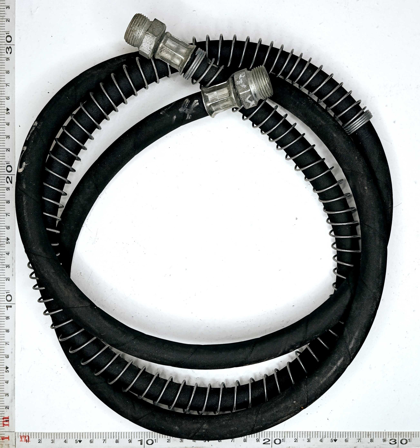 Шланг прицепа 2,4 м рукав в тканевой оплетке, в пружине штуцер-штуцер