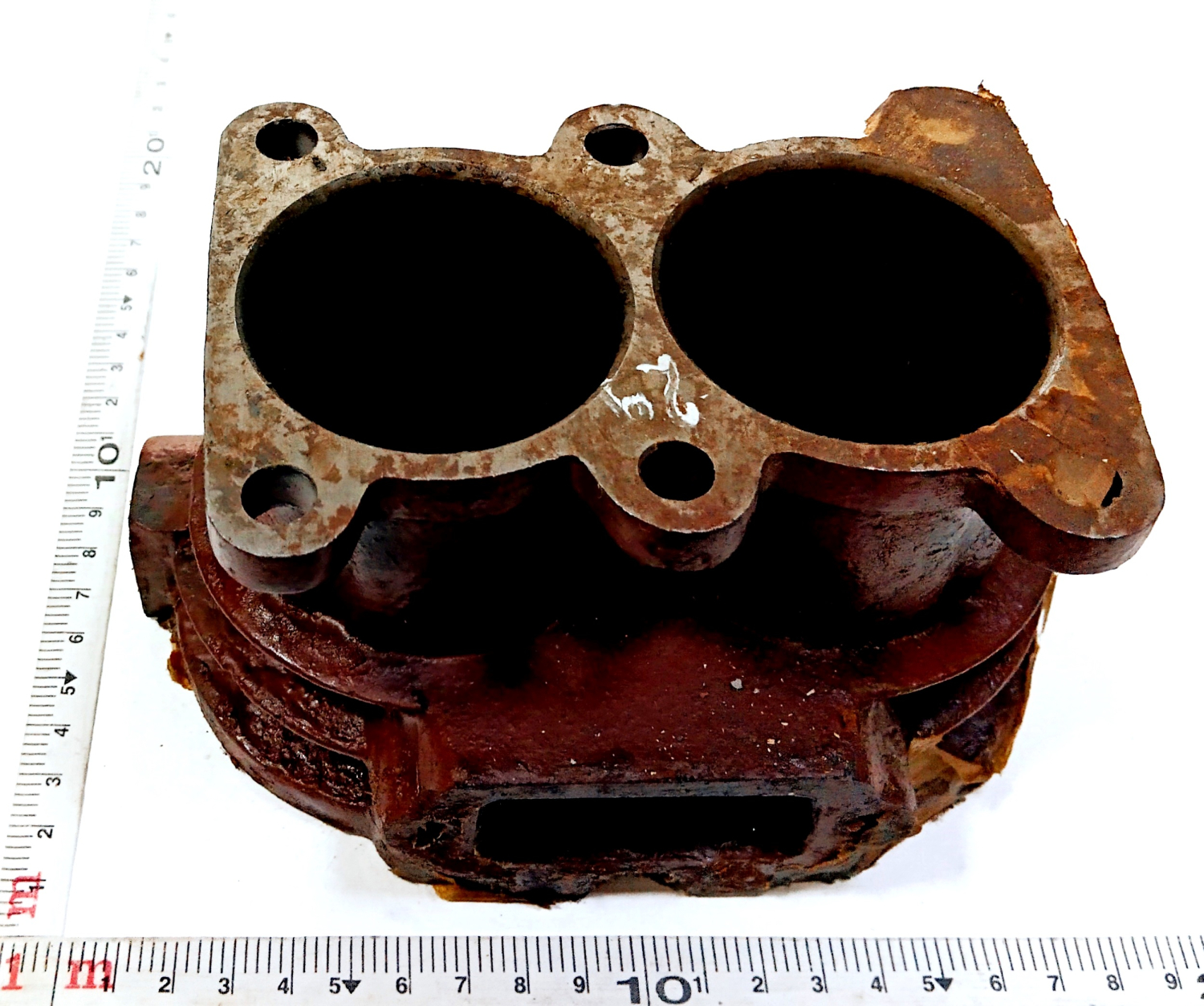 Блок цилиндров двухцилинрового компрессора