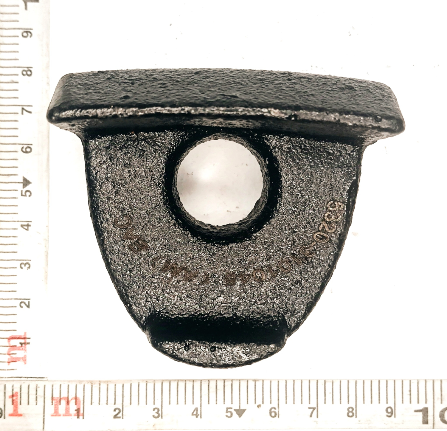 Прижим заднего колеса 