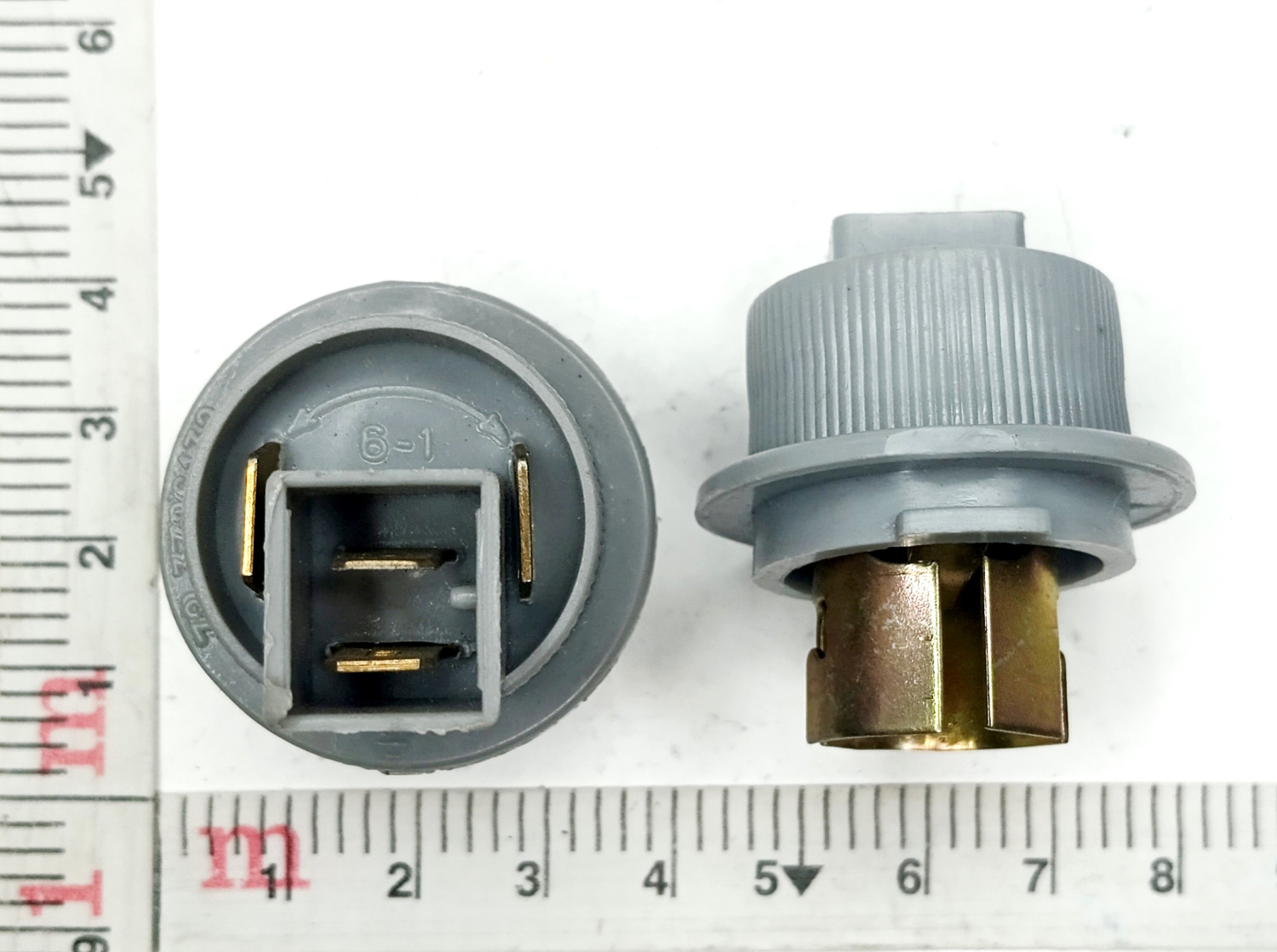 Патрон повторитель бампера УП-1