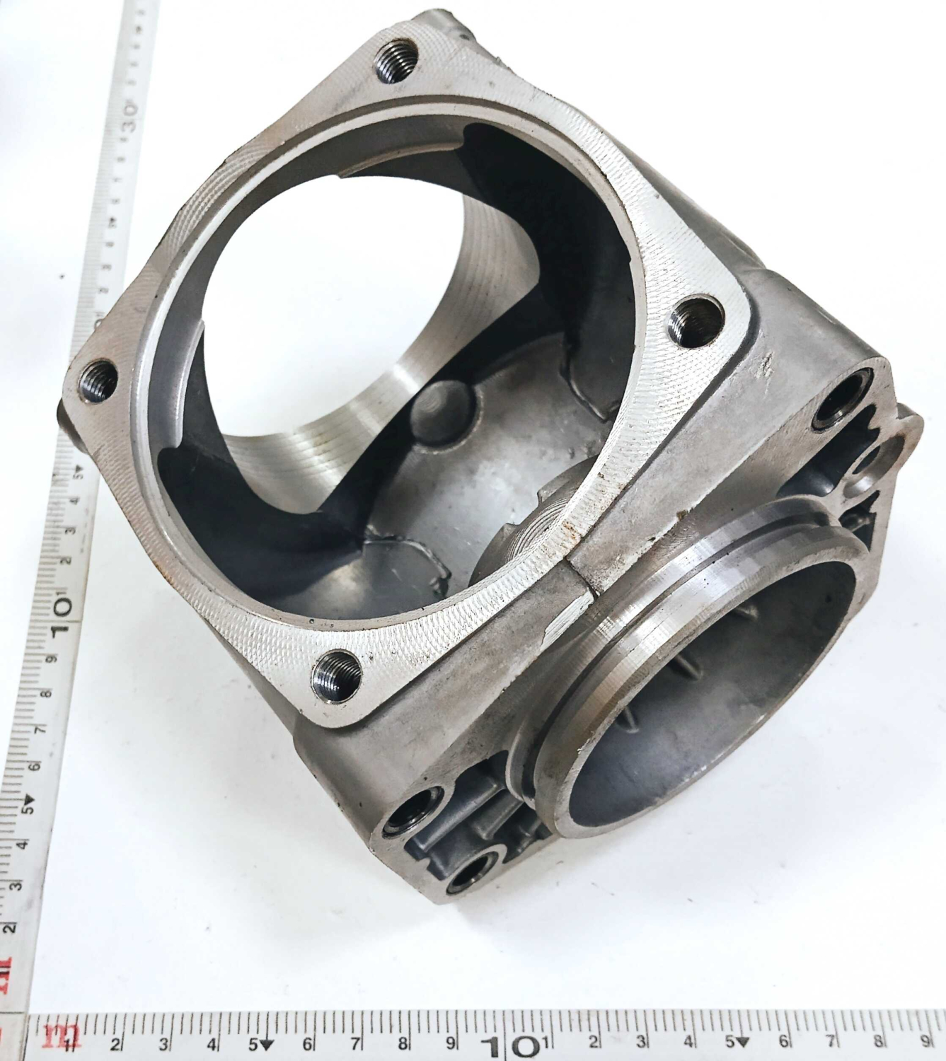 Картер одноцилиндрового компрессора